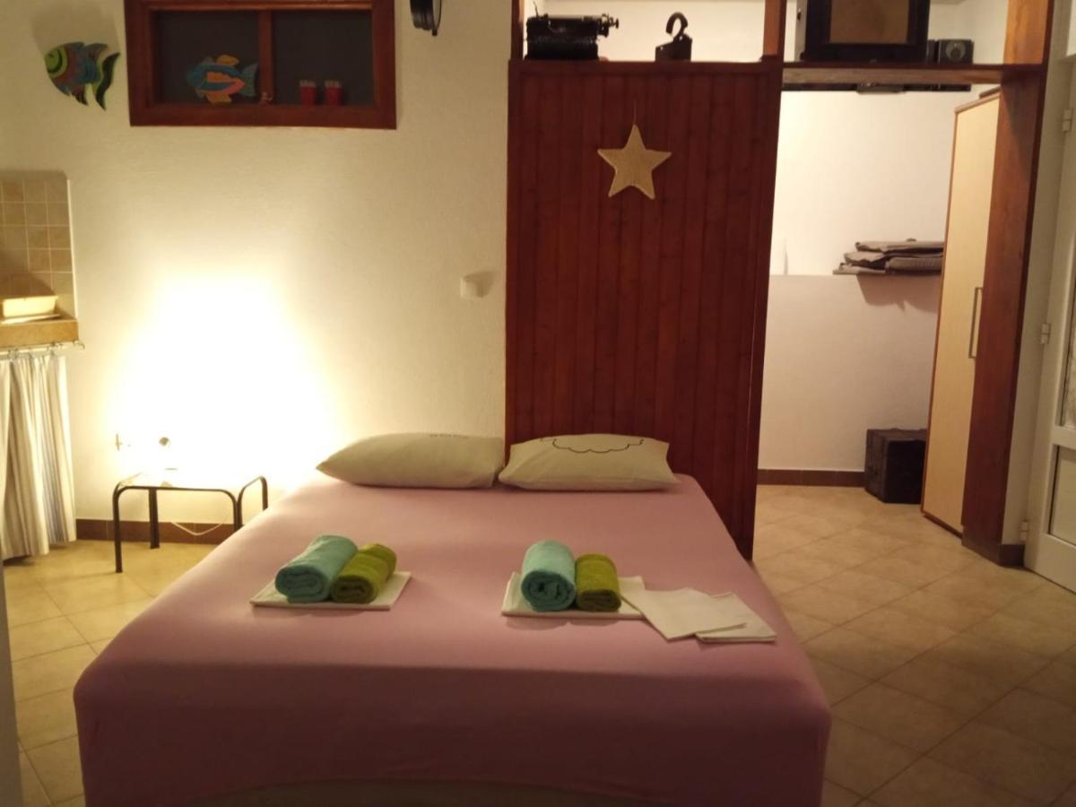 Apartments Bocin Rosso Hvar Town Exterior foto